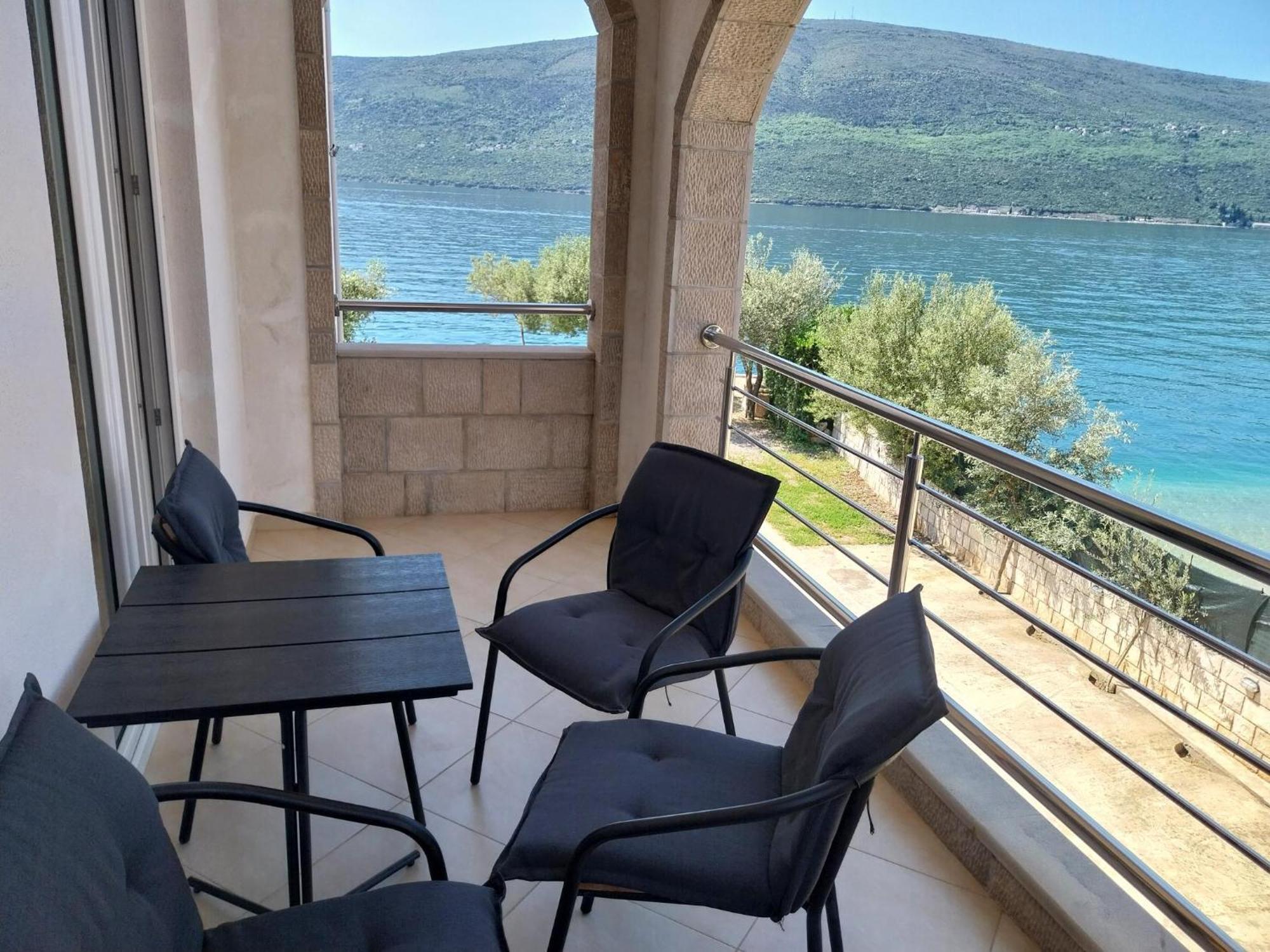 Apartments Villa Danilovic Herceg Novi Dış mekan fotoğraf